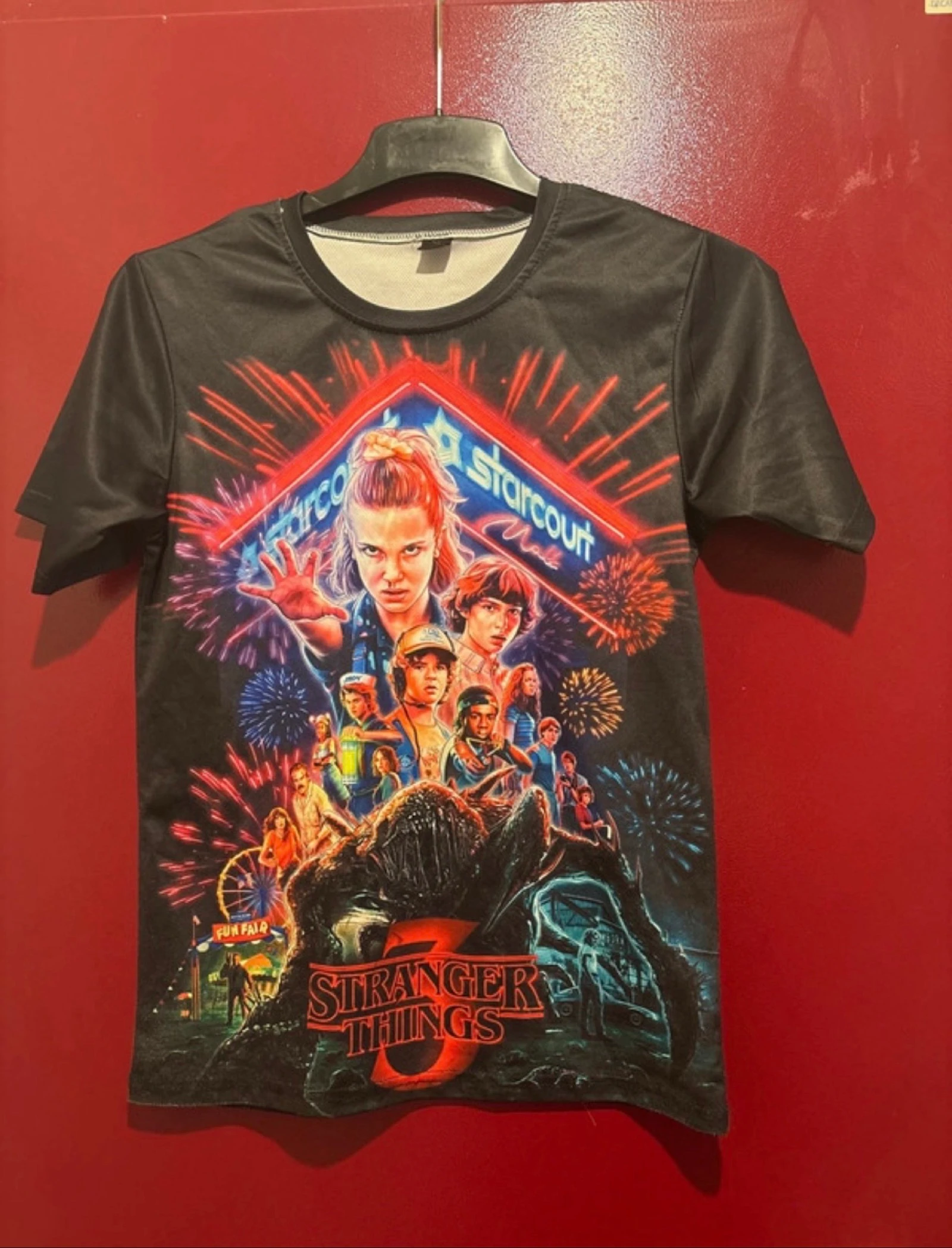 T-shirt Stranger Things Saison 3 – Taille XS – Très bon état